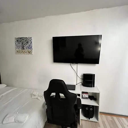 Apartament Comfort Cozy Near Airport *