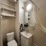 Comfort Cozy Near Airport Apartamento
